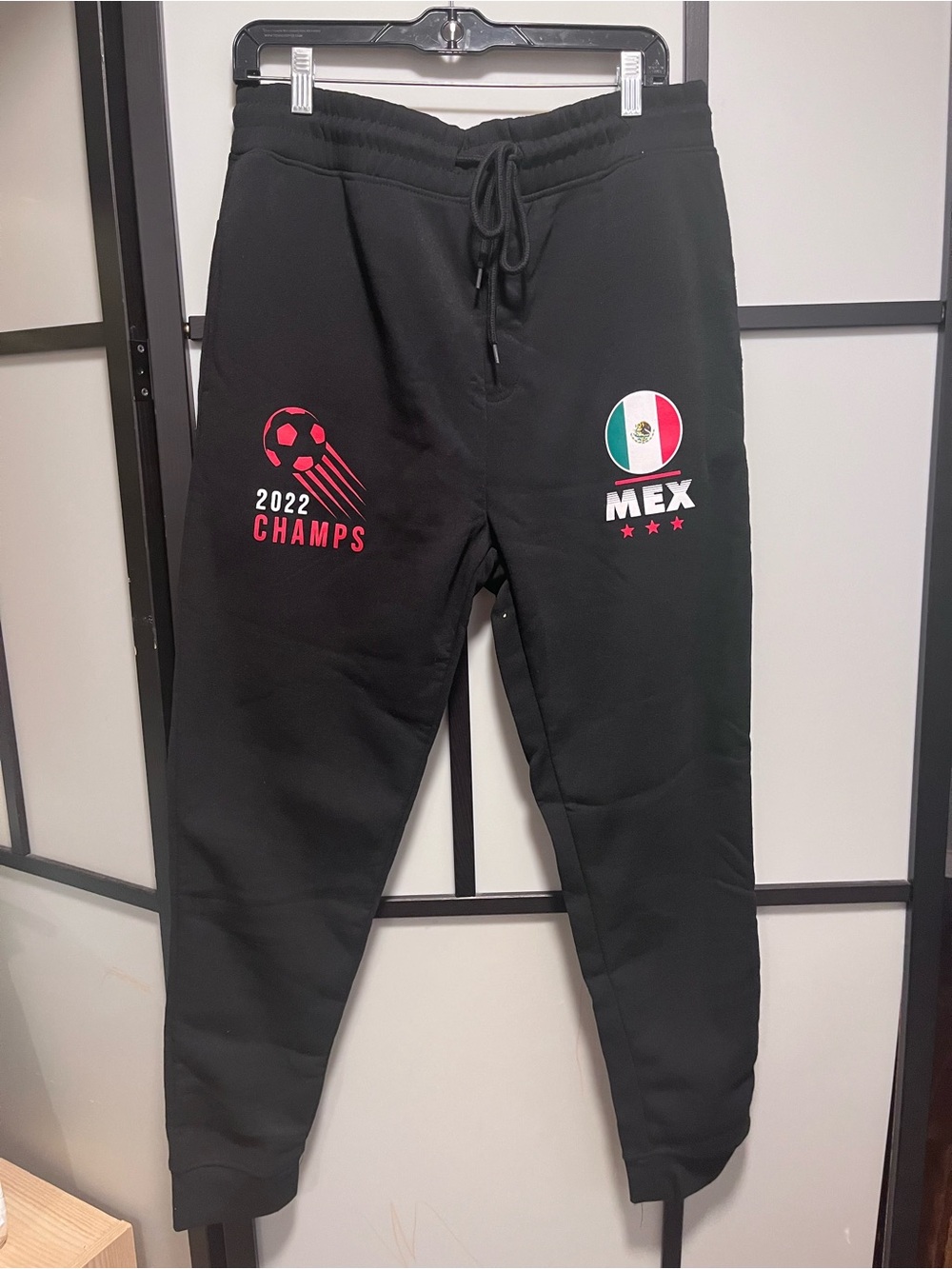 NWT Mexico Soccer Joggers Black Fleece Sweatpants 2022 Champs | Men’s Large